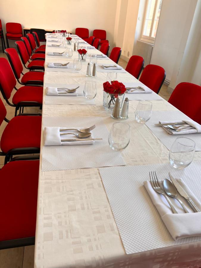 סן-דיזייה Hotel De Champagne מראה חיצוני תמונה