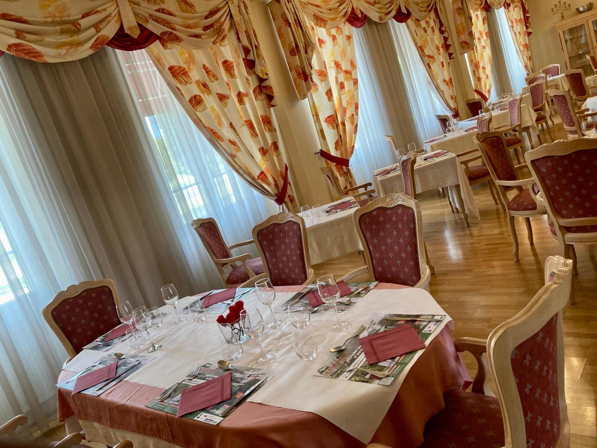 סן-דיזייה Hotel De Champagne מראה חיצוני תמונה